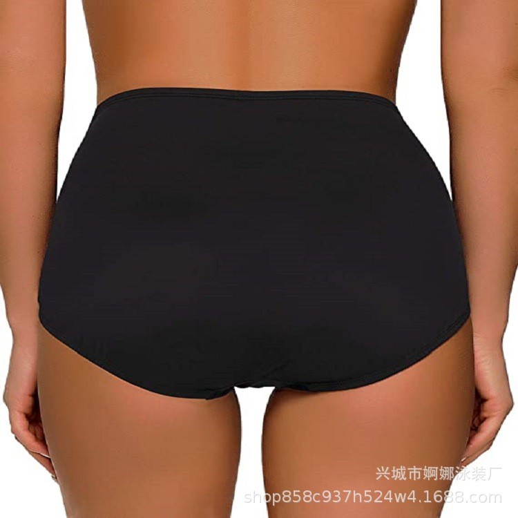 Costumi da bagno da donna: Pan - Shorts recensione e prezzo