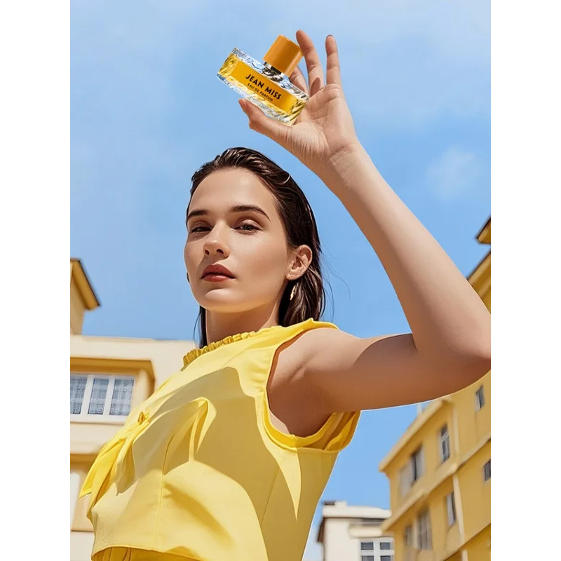 Profumo Spray Floreale Fruttat - Jeans recensione e prezzo